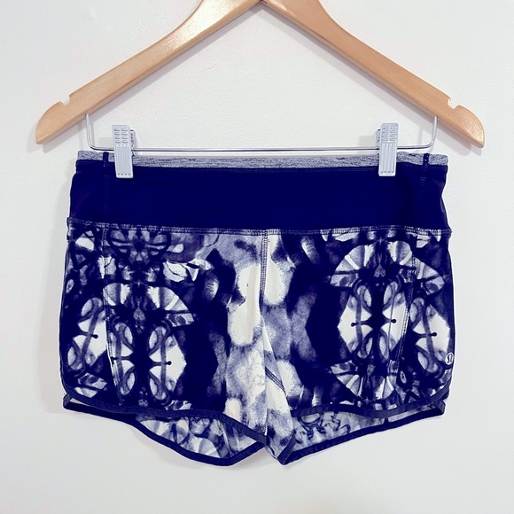 Lululemon Turbo Run Short Ink Blot White Deep Indigo/Deep Indigo 4 - Picture 9 of 16
